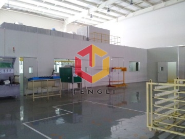 不銹鋼噴涂生產(chǎn)線(xiàn)